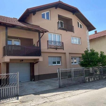 Big Apartment 3 Bedrooms Бихач Экстерьер фото