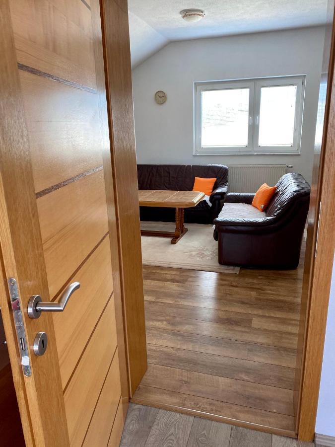 Big Apartment 3 Bedrooms Бихач Экстерьер фото