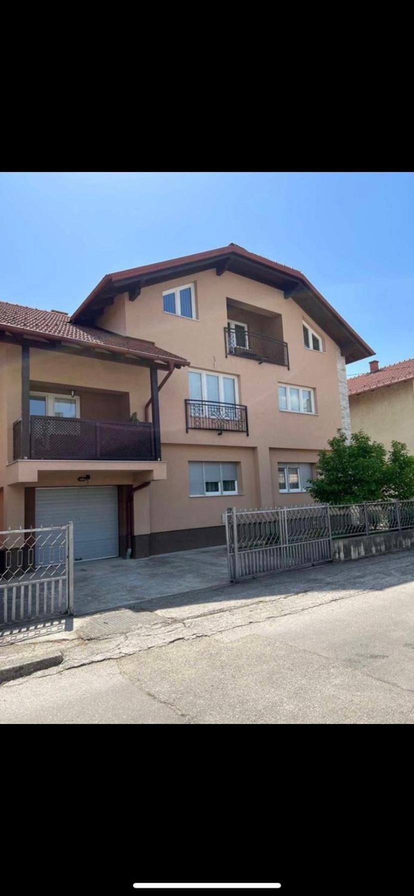 Big Apartment 3 Bedrooms Бихач Экстерьер фото